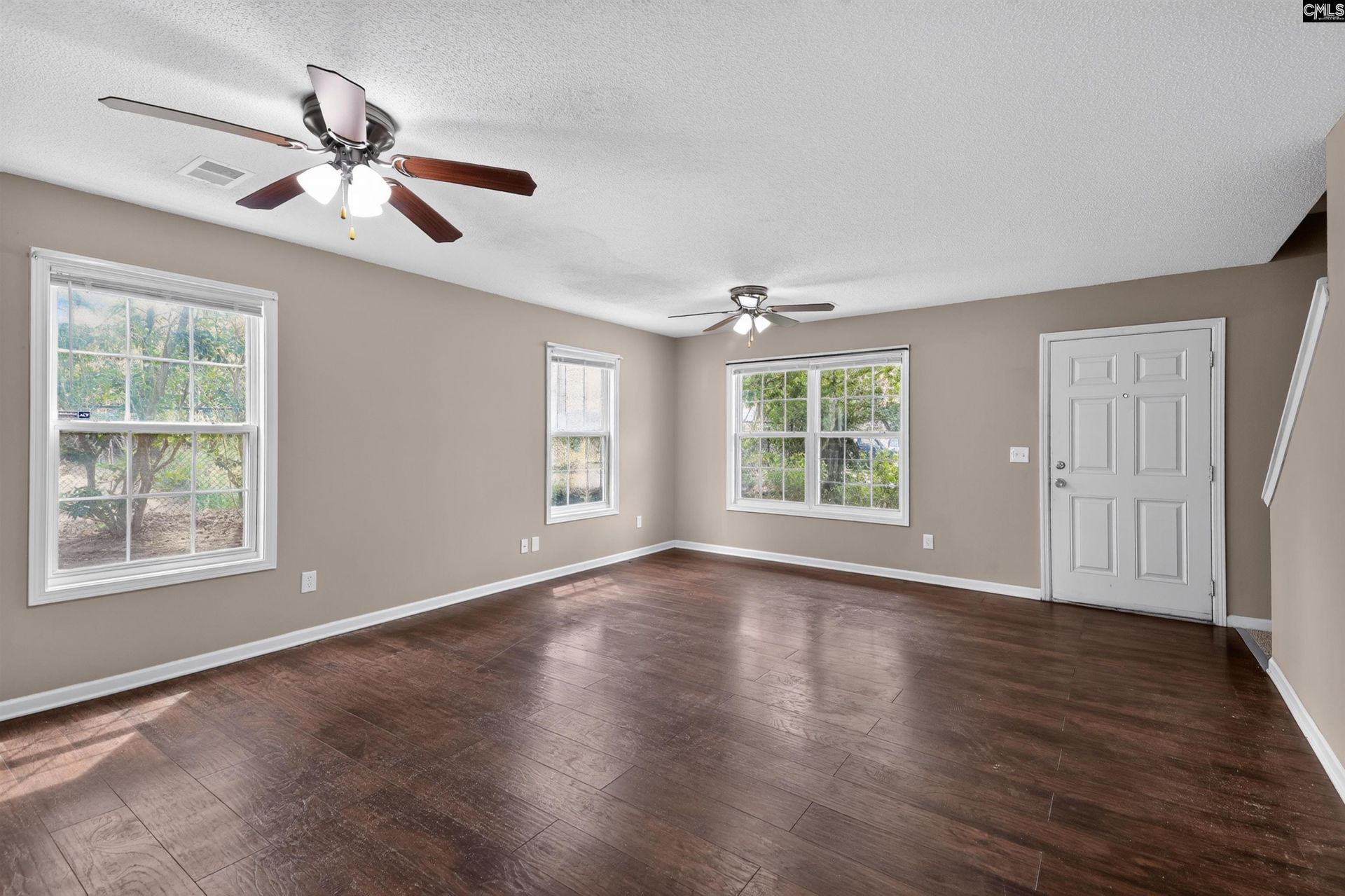 616 Castle Ridge Drive  Photo 11