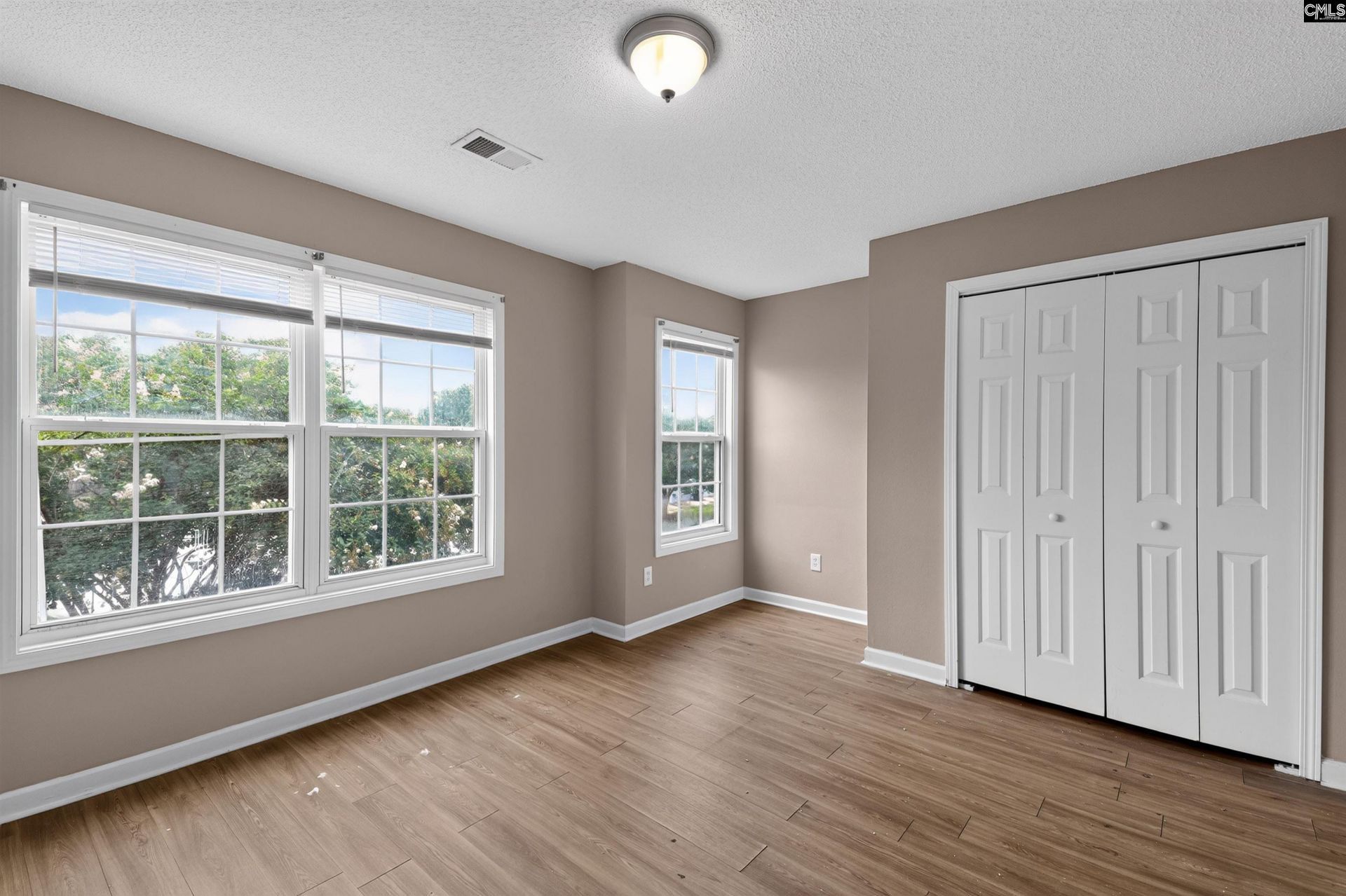 616 Castle Ridge Drive  Photo 12