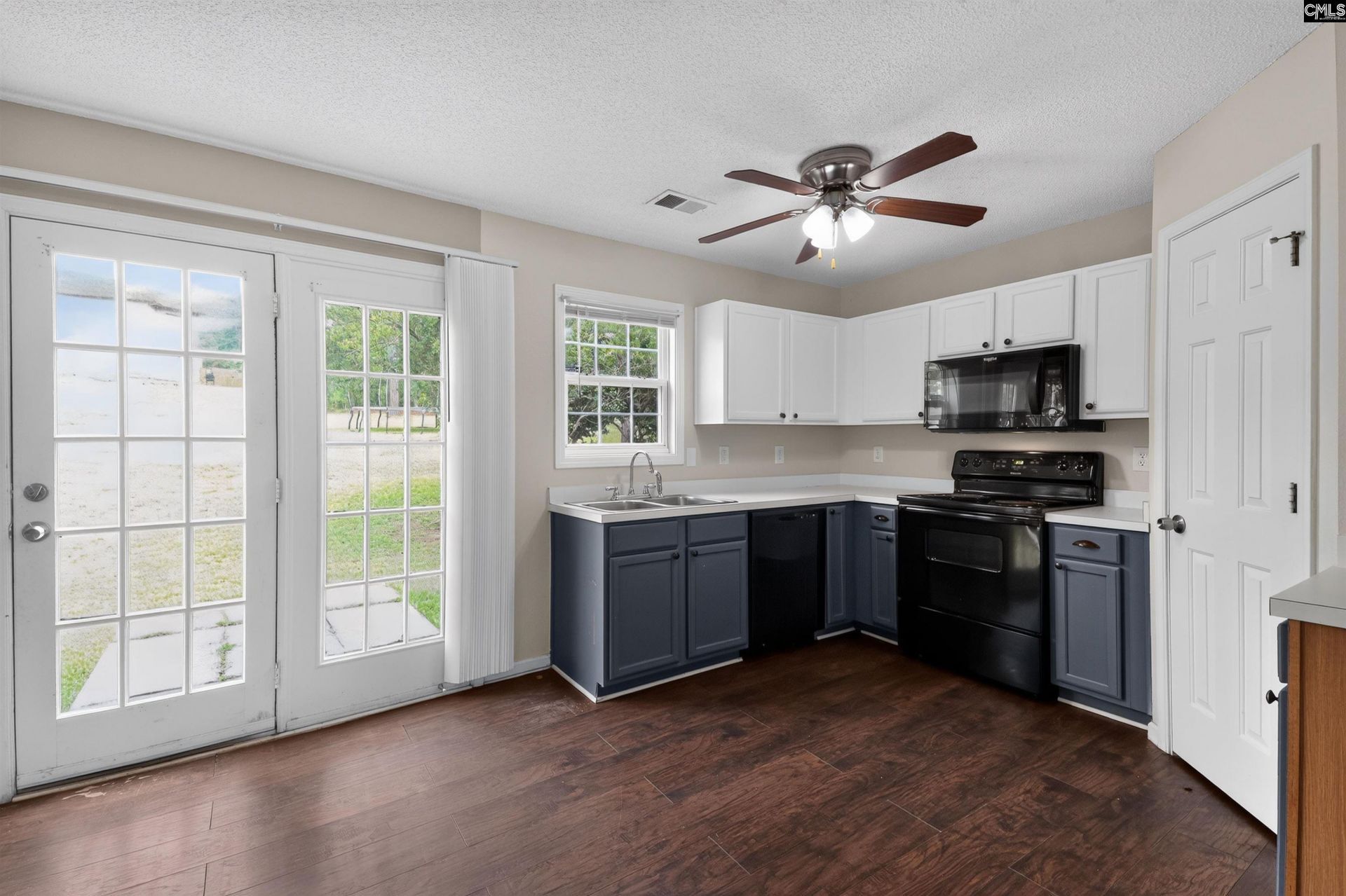 616 Castle Ridge Drive  Photo 13