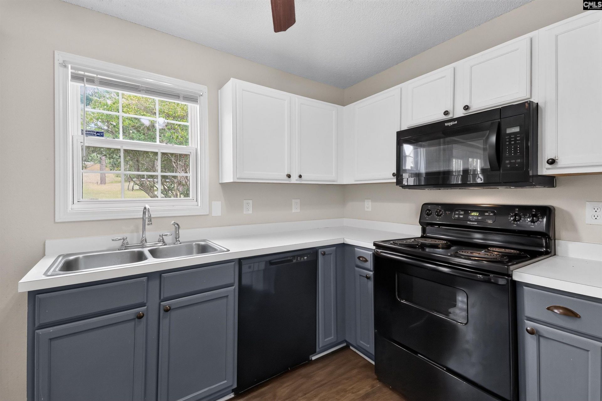 616 Castle Ridge Drive  Photo 16