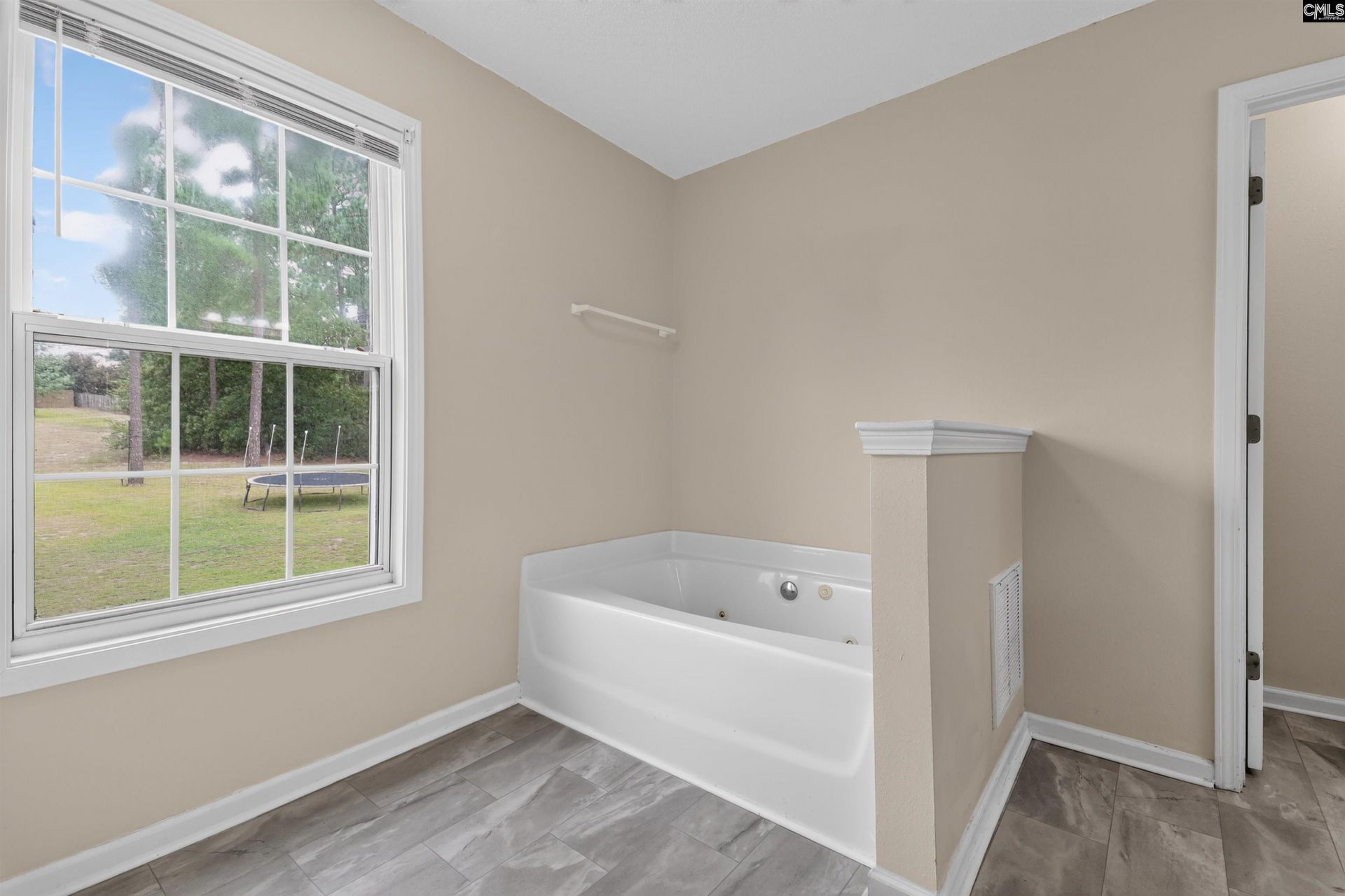 616 Castle Ridge Drive  Photo 22
