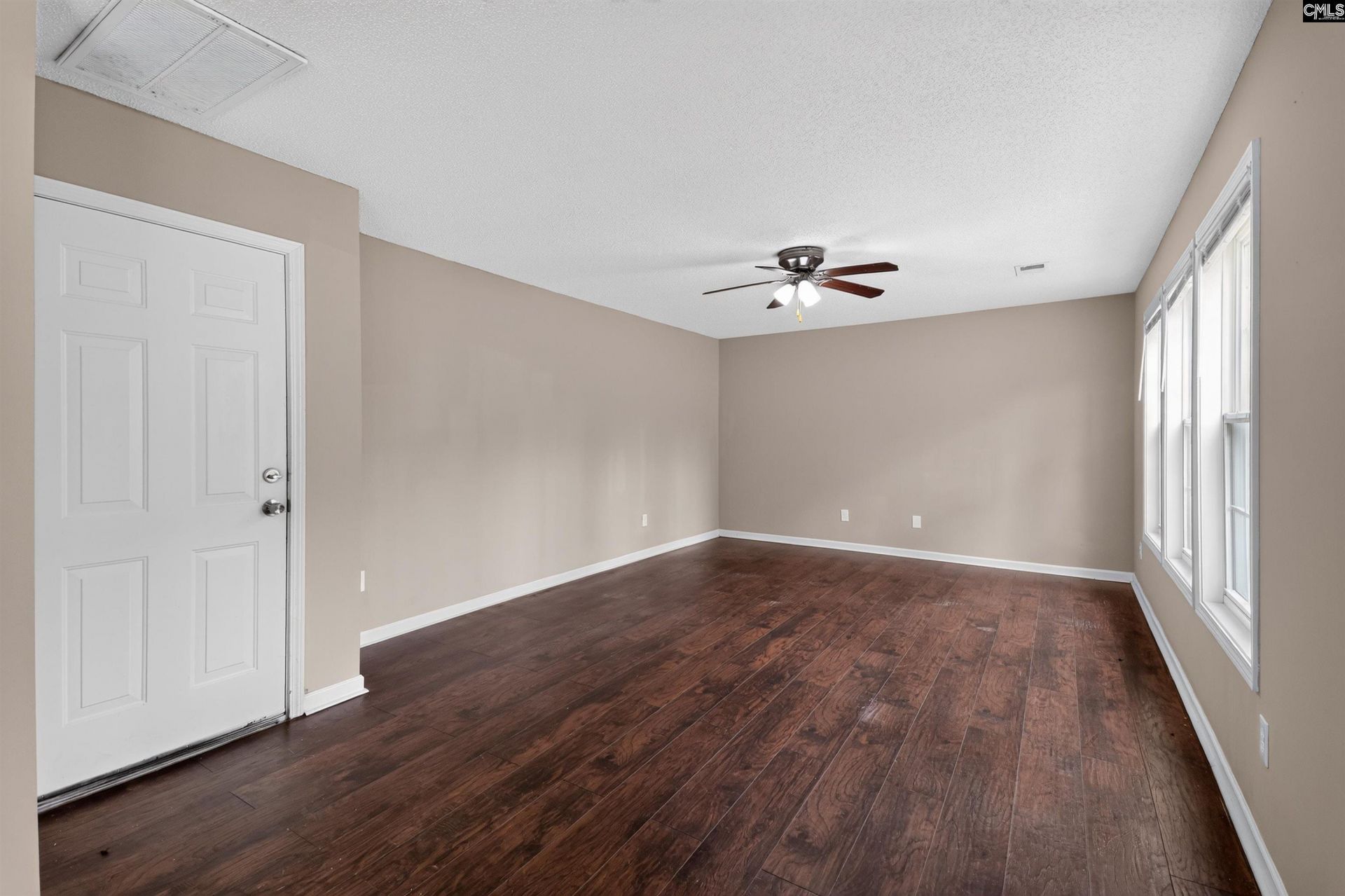 616 Castle Ridge Drive  Photo 8