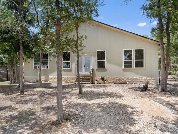 134 Plumeria DR, Dale, TX 78616