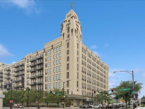 758 N Larrabee Street , Unit 816, Chicago, IL 60654