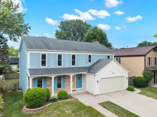 661 Thompson Boulevard , Buffalo Grove, IL 60089