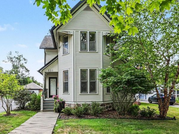 521 W Middle Street, Chelsea, MI 48118
