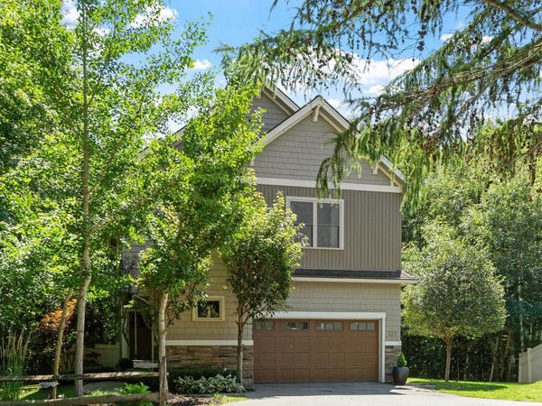 127 Boxwood Lane, Dover, NH 03820