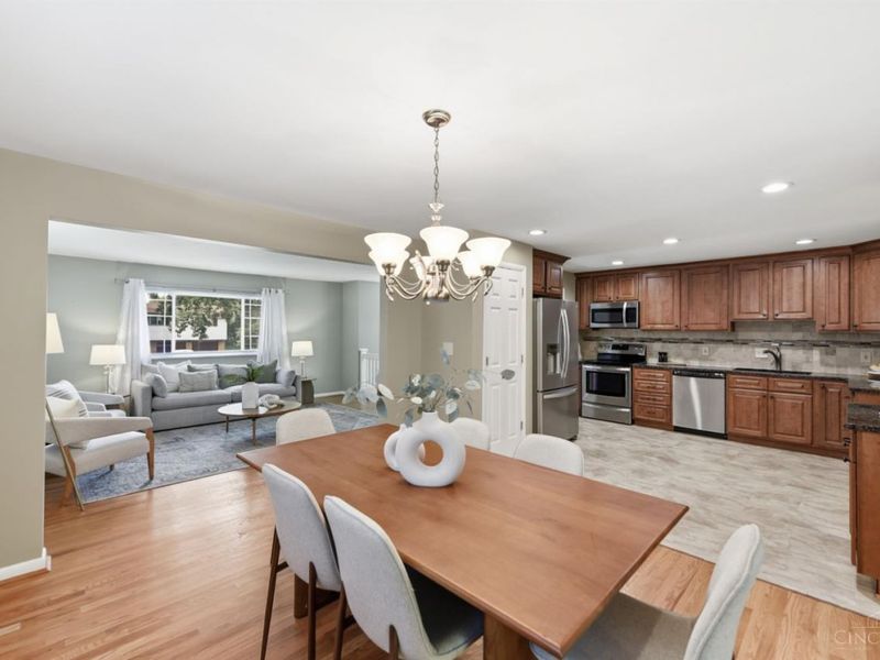 4248 Simca Lane, Green Township, OH 45211 Photo 12