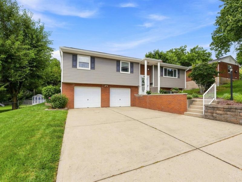 4248 Simca Lane, Green Township, OH 45211 Photo 2