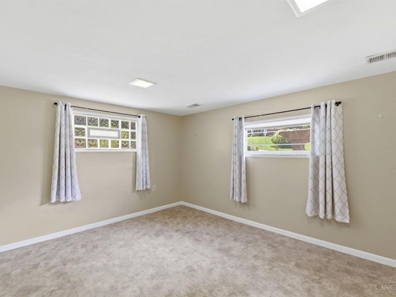 4248 Simca Lane, Green Township, OH 45211 Photo 35