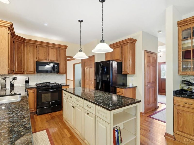 6641 Miami Trails Drive, Loveland, OH 45140 Photo 18