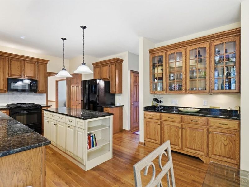 6641 Miami Trails Drive, Loveland, OH 45140 Photo 19