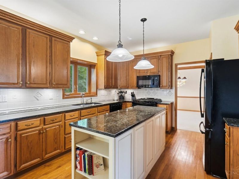 6641 Miami Trails Drive, Loveland, OH 45140 Photo 20