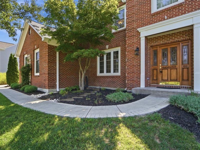 6641 Miami Trails Drive, Loveland, OH 45140 Photo 3