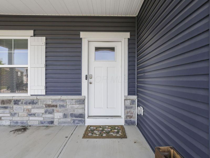 758 Leslie Drive, Plain City, OH 43064 Photo 2