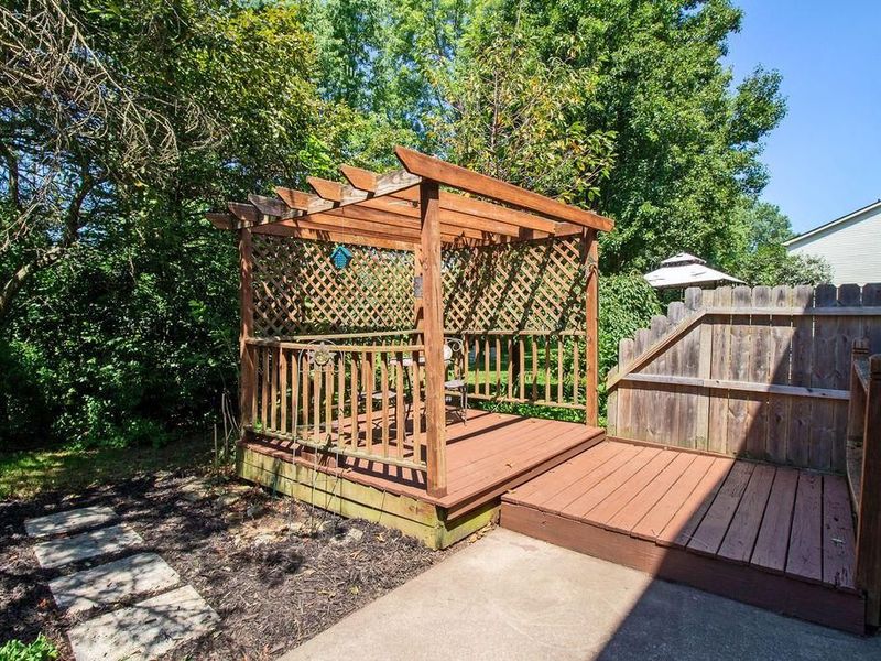 8393 Cliffthorne Way , Columbus, OH 43235 Photo 44