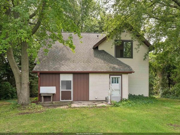 W5102 CARNEY ROAD, Hilbert, WI 54129