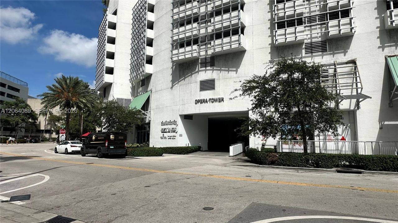 1750 N Bayshore Dr, Unit 2607, Miami, FL 33132 Photo
