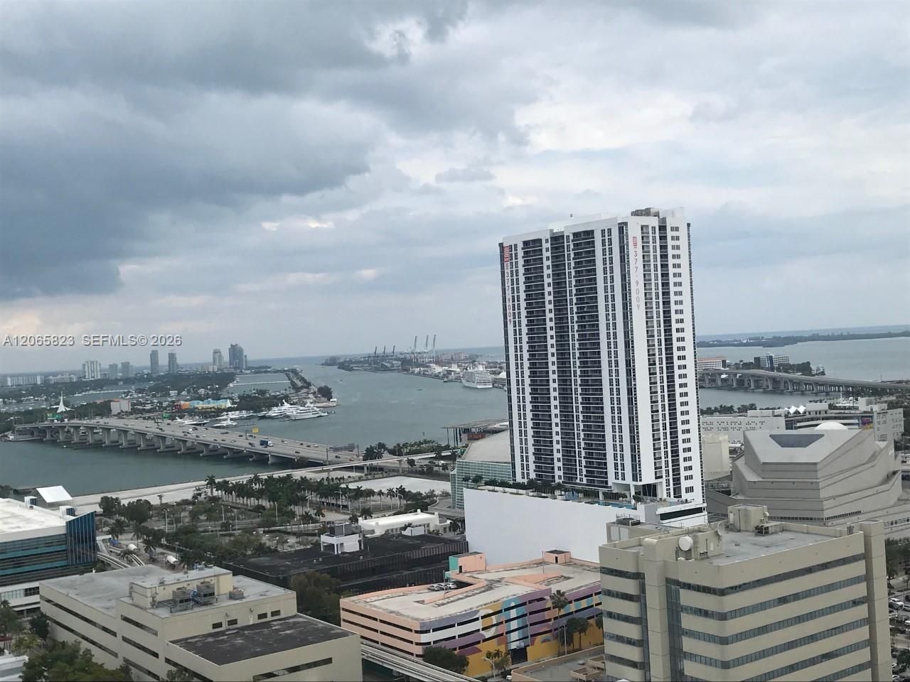 1600 NE 1st Ave , Unit 3009, Miami, FL 33132 Photo