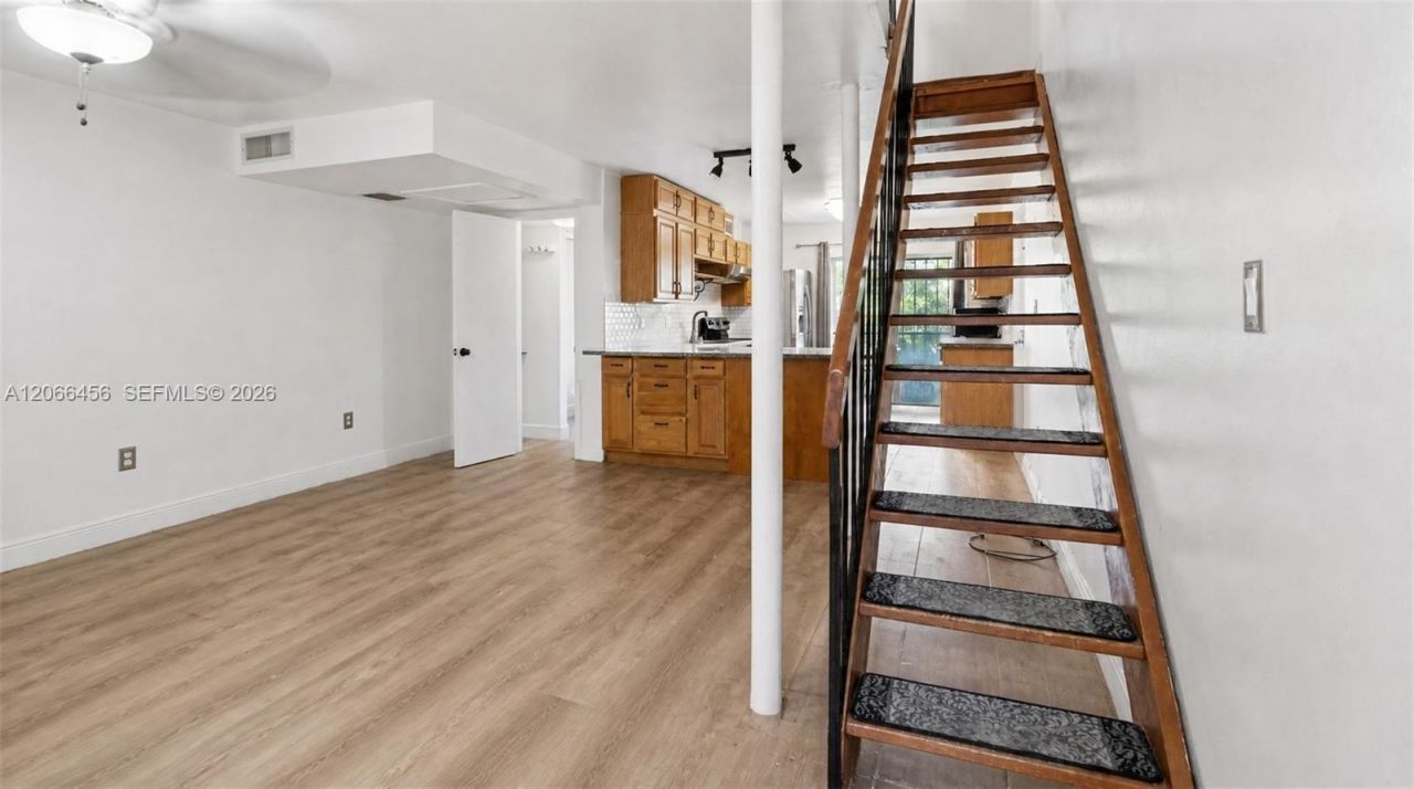 8953 NE 4th Ave Rd , Unit 8953, Miami Shores, FL 33138 Photo