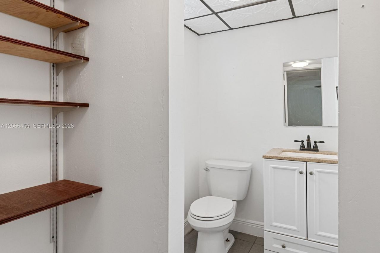 8953 NE 4th Ave Rd , Unit 8953, Miami Shores, FL 33138 Photo