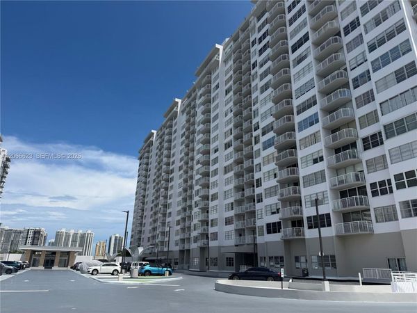 18031 Biscayne Blvd , Unit 601, Aventura, FL 33160