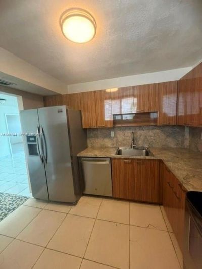 1666 West Ave , Unit 303, Miami Beach, FL 33139 Photo