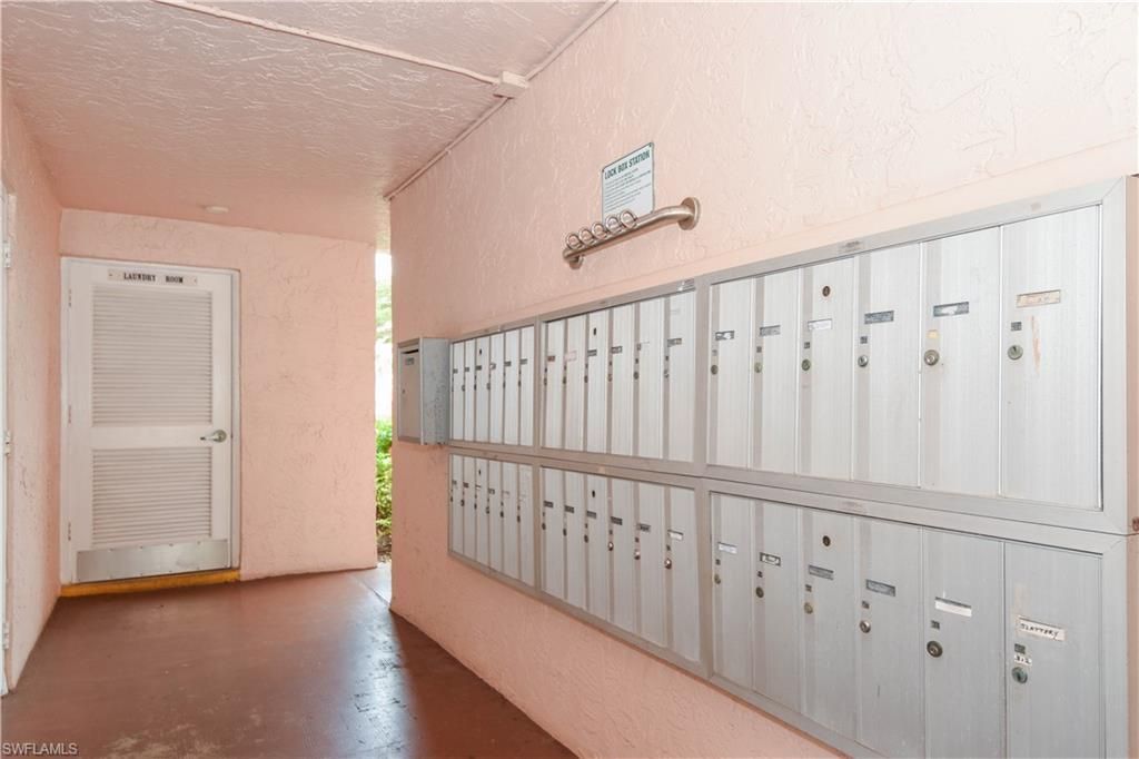 200 Turtle Lake Ct, Unit 108, Naples, FL 34105 Photo