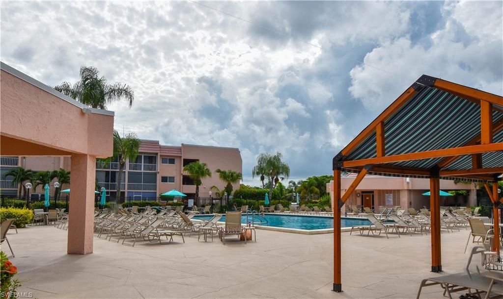200 Turtle Lake Ct, Unit 108, Naples, FL 34105 Photo
