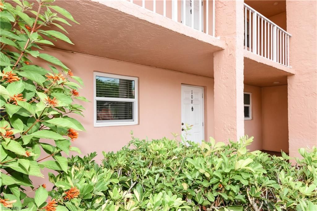 200 Turtle Lake Ct, Unit 108, Naples, FL 34105 Photo