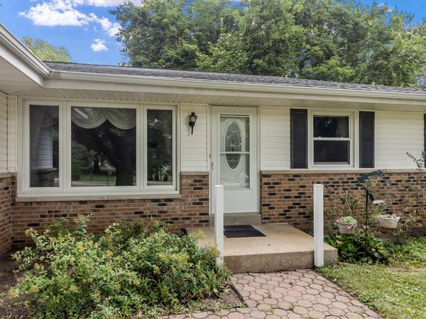 N7694 Rendell Dr, La Grange, WI 53121