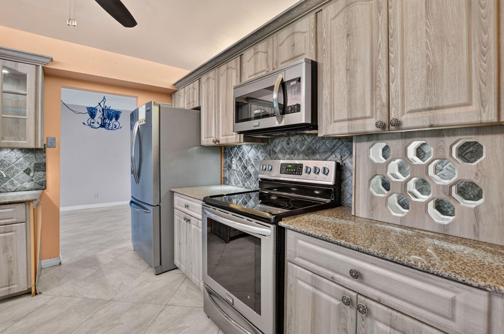 999 NW 23rd Lane, Delray Beach, FL 33445 Photo