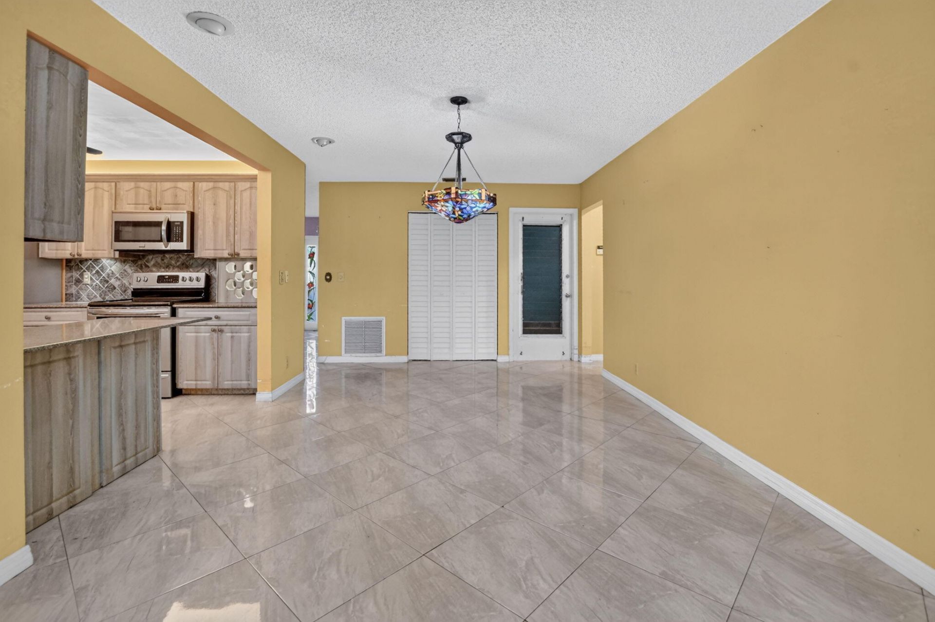 999 NW 23rd Lane, Delray Beach, FL 33445 Photo