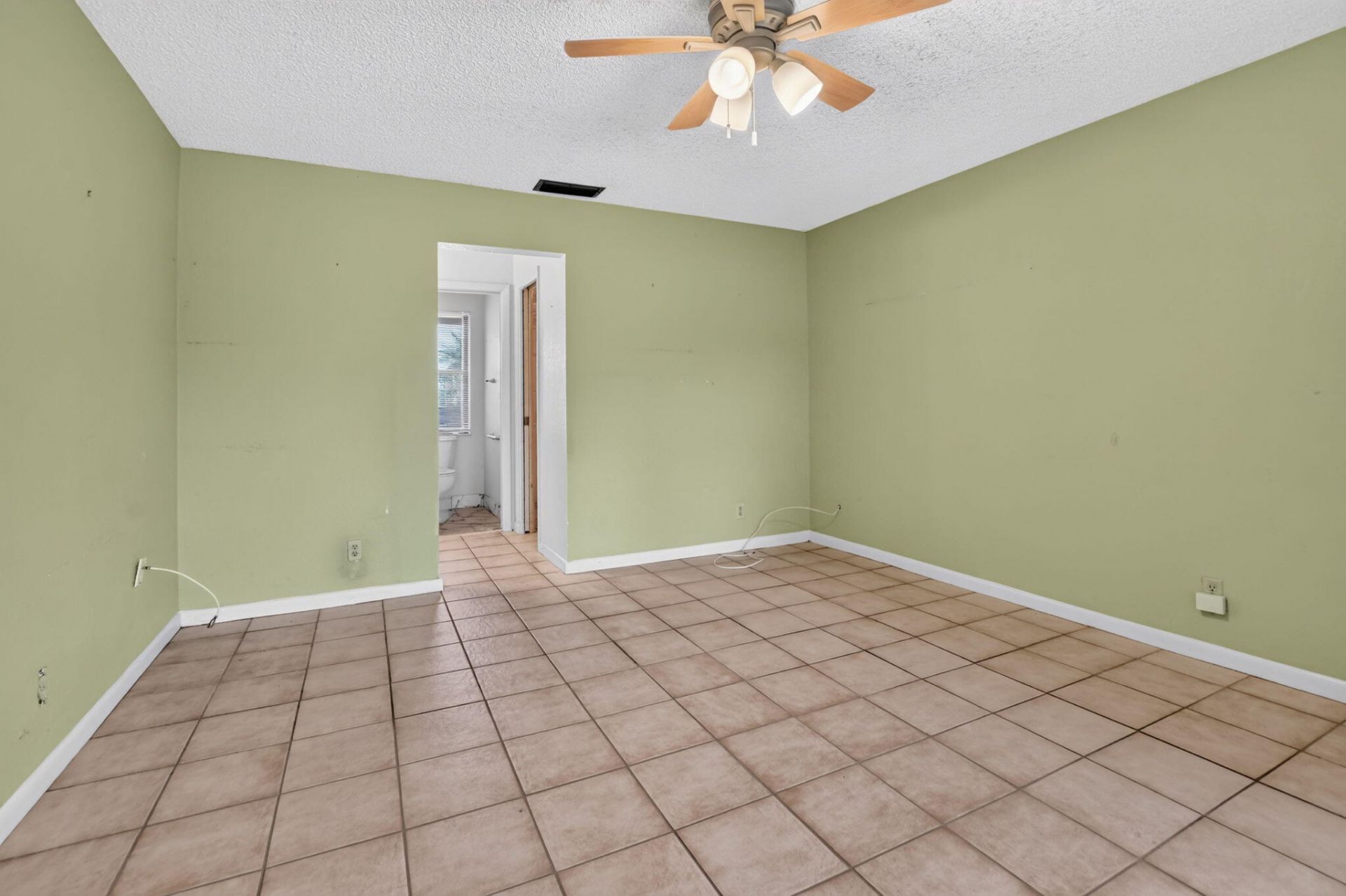 999 NW 23rd Lane, Delray Beach, FL 33445 Photo