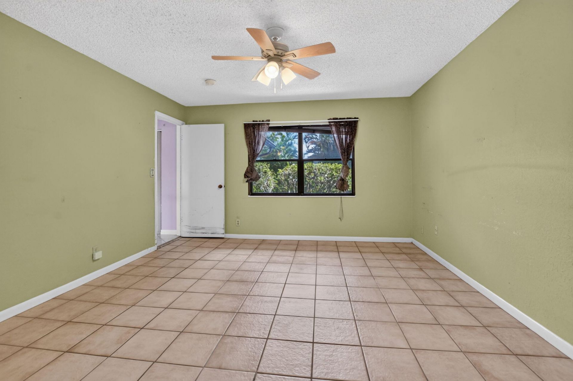 999 NW 23rd Lane, Delray Beach, FL 33445 Photo