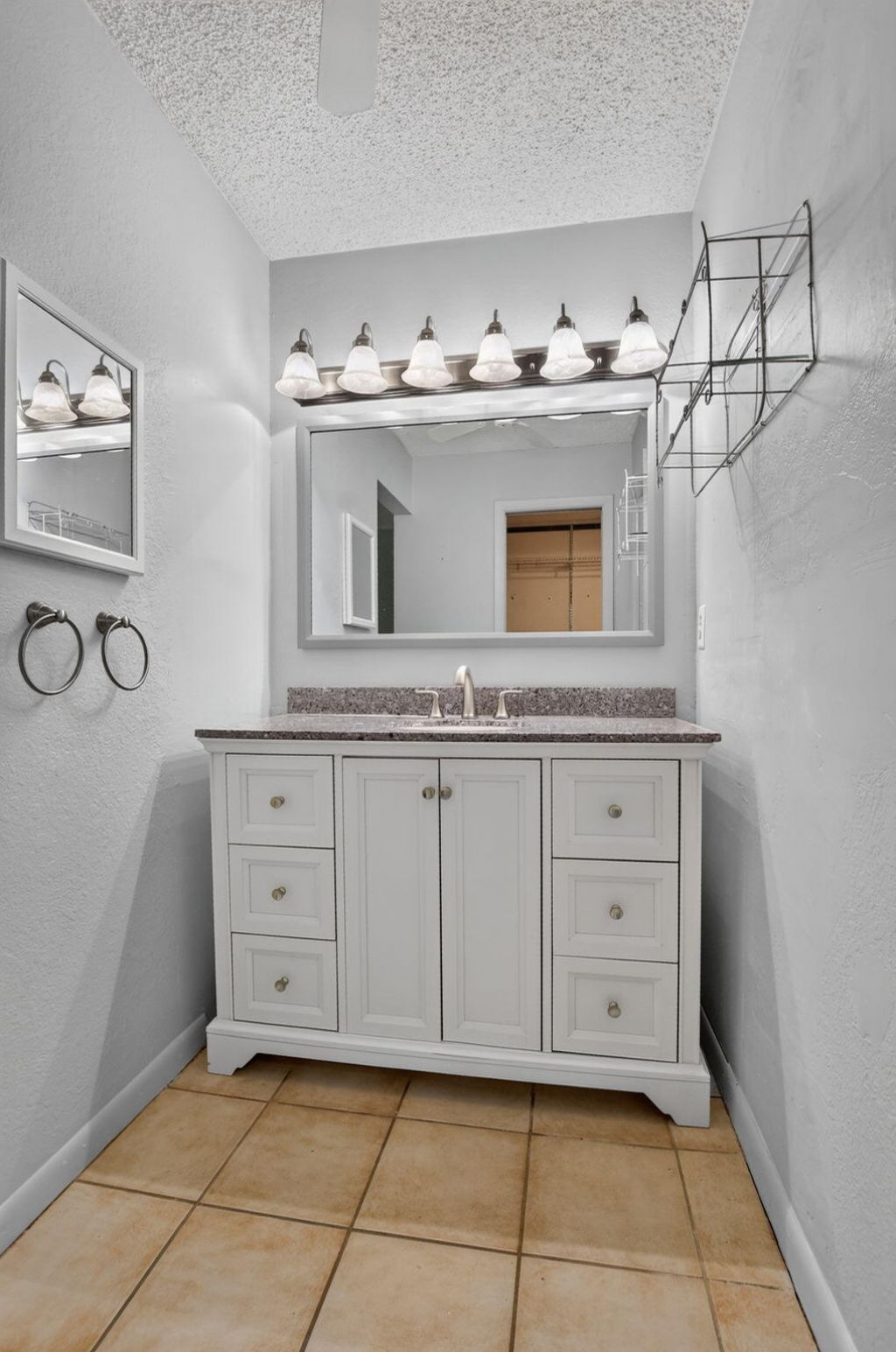 999 NW 23rd Lane, Delray Beach, FL 33445 Photo