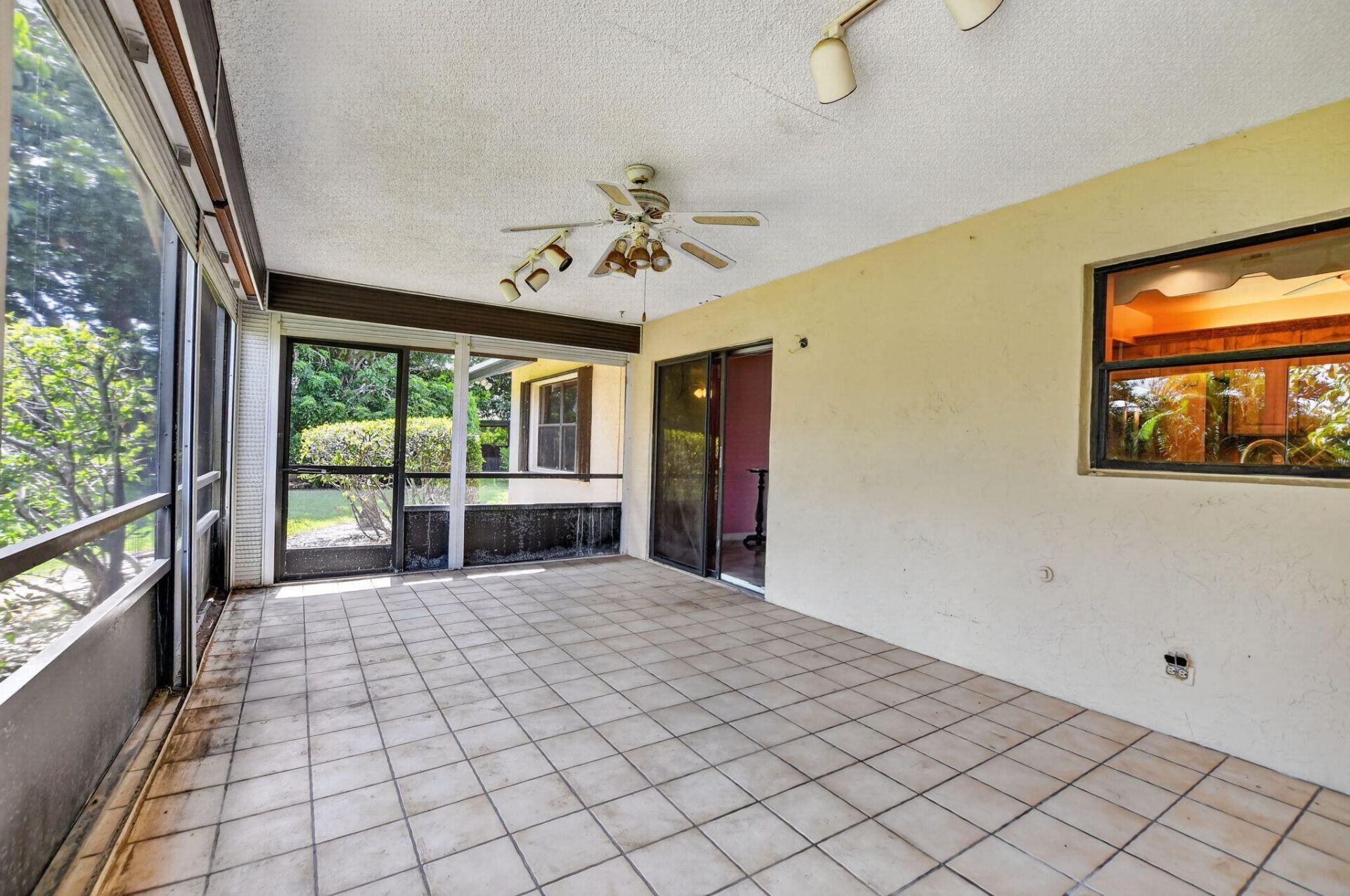 999 NW 23rd Lane, Delray Beach, FL 33445 Photo