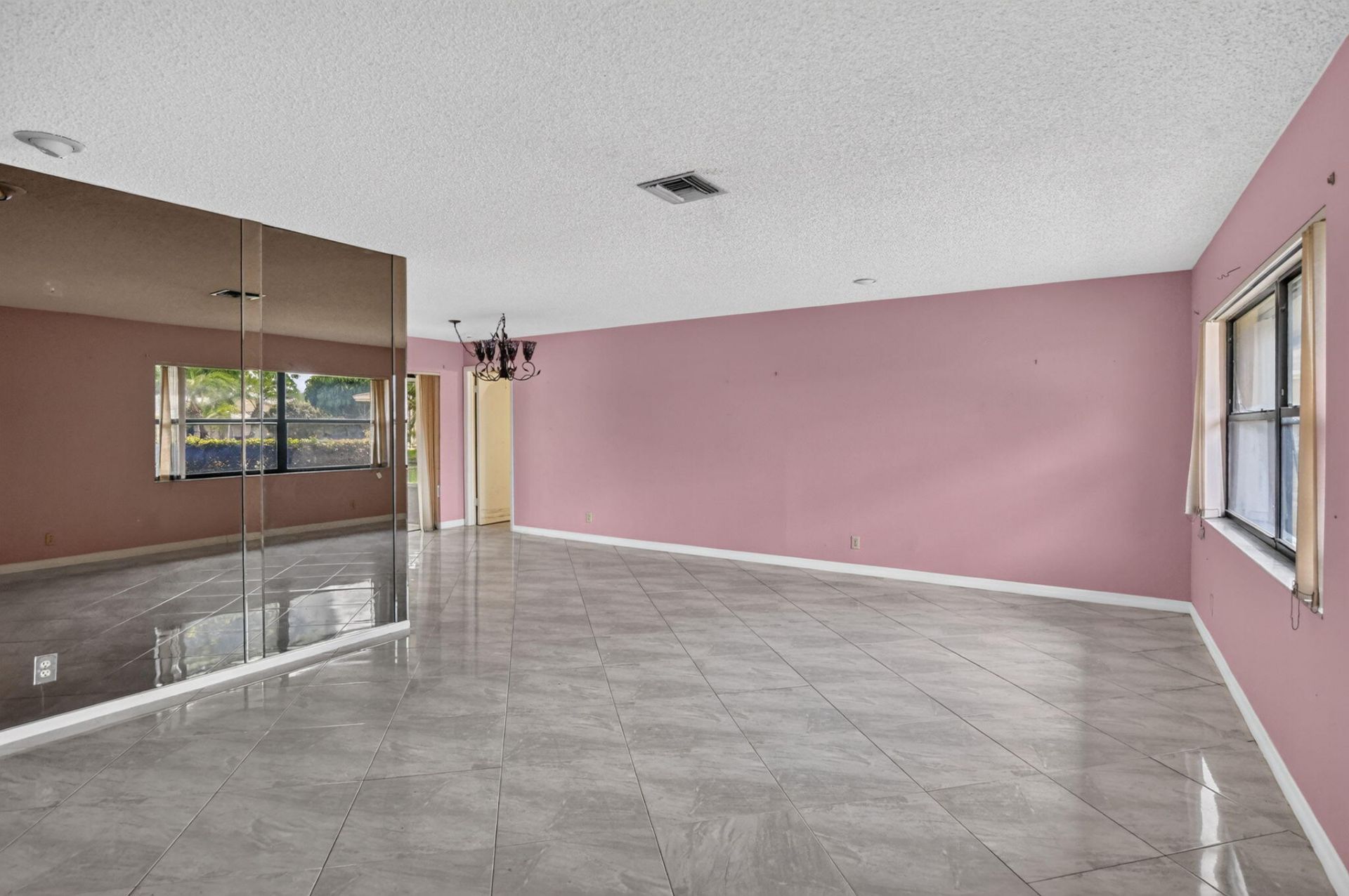 999 NW 23rd Lane, Delray Beach, FL 33445 Photo