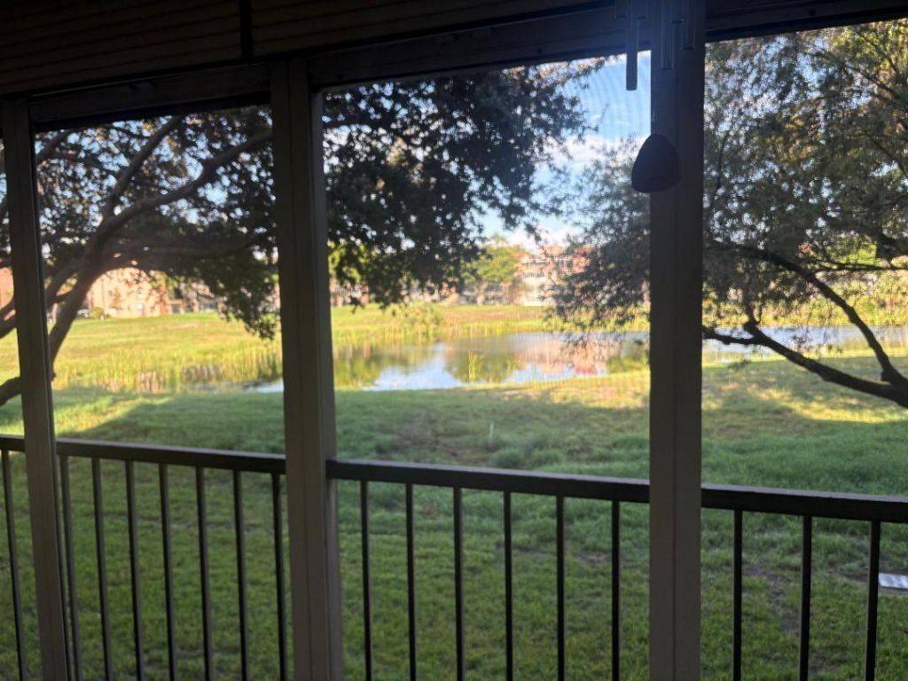 7300 Lake Cir Drive, Unit 202, Margate, FL 33063 Photo