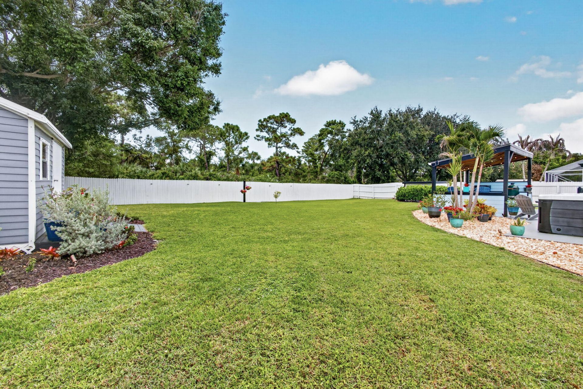 5723 SE Orange Blossom Trail, Hobe Sound, FL 33455 Photo