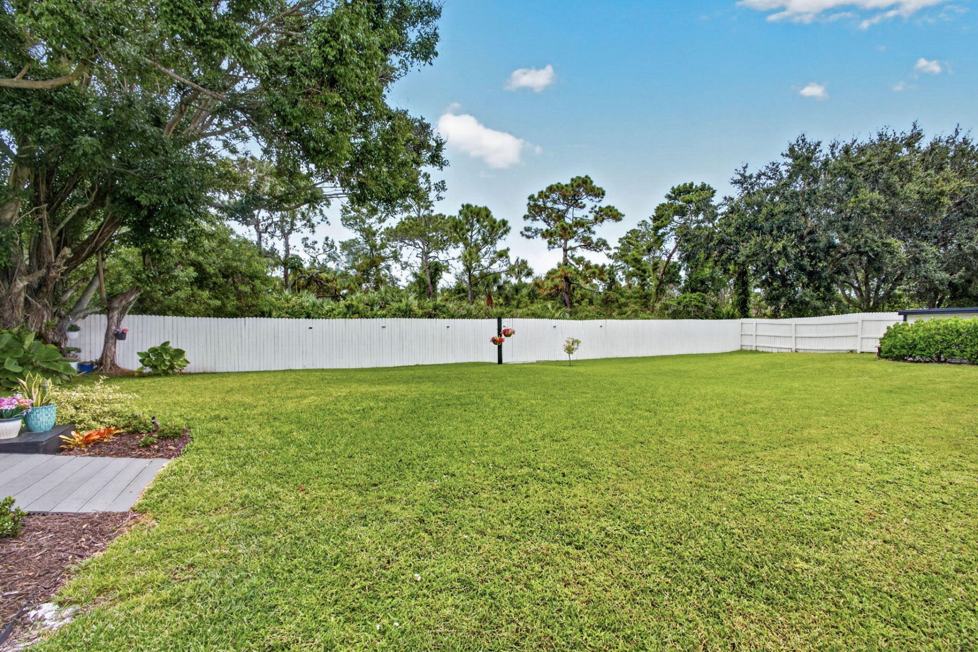 5723 SE Orange Blossom Trail, Hobe Sound, FL 33455 Photo