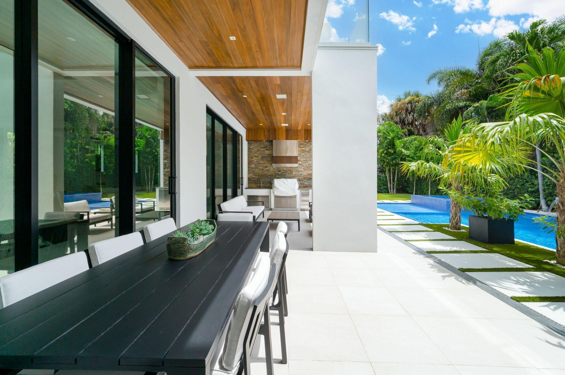 141 Cortez Road, West Palm Beach, FL 33405 Photo