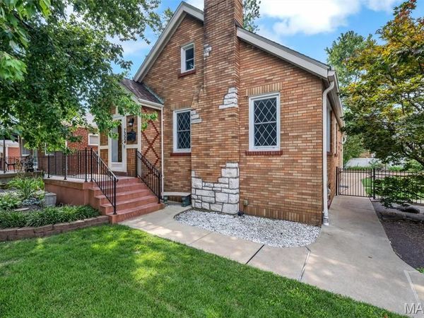 7324 Weil Avenue, St Louis, MO 63119