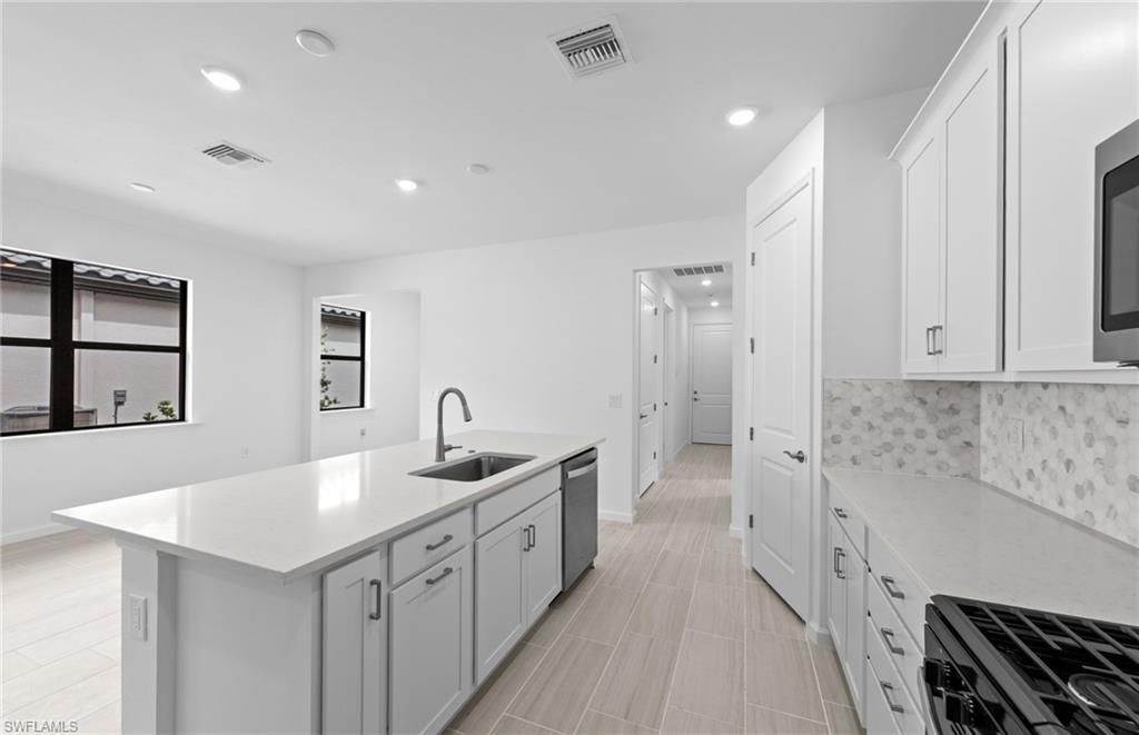 2127 Freemont Way, Naples, FL 34120 Photo