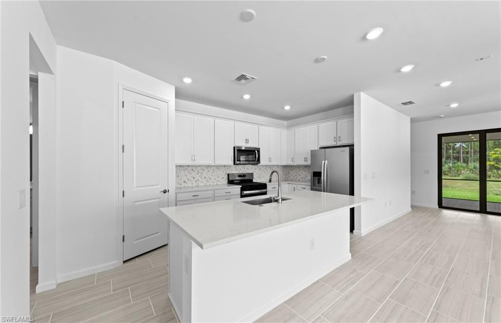 2127 Freemont Way, Naples, FL 34120 Photo