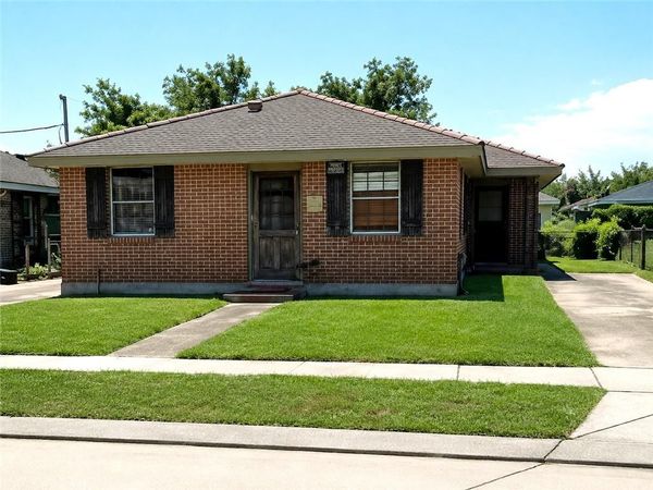 4764-66 BONITA Drive, New Orleans, LA 70126