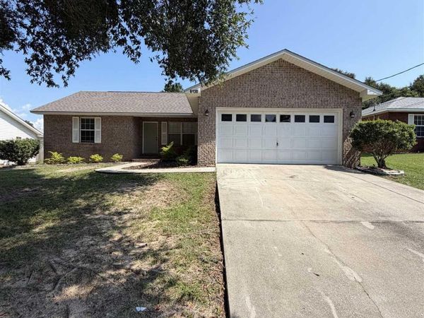 6130 Ashton Woods Cir, Unit 1, Milton, FL 32570