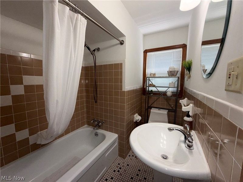 2231 Alger Road, Lakewood, OH 44107 Photo 16