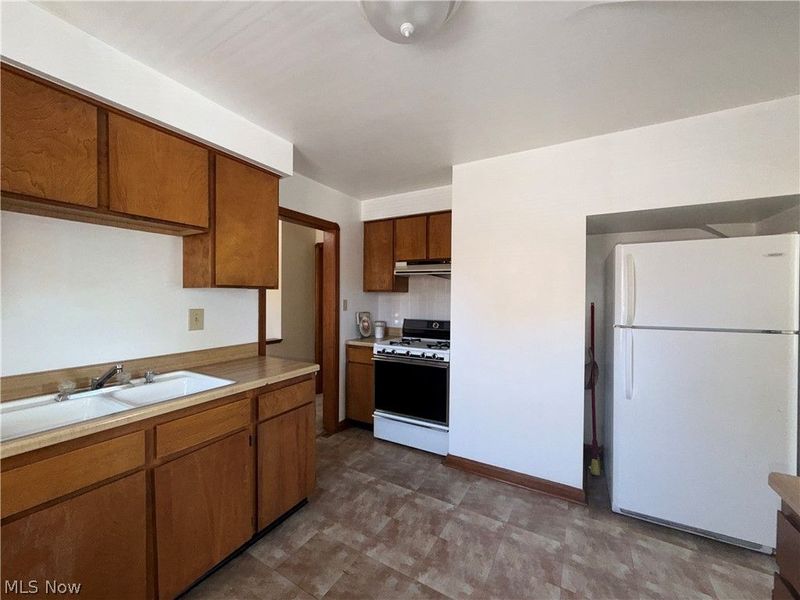 2231 Alger Road, Lakewood, OH 44107 Photo 22