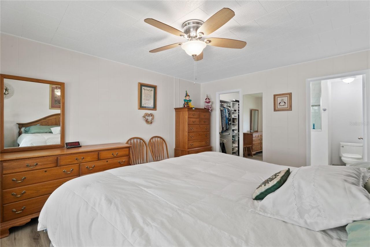 808 53rd Avenue E, Unit 18, Bradenton, FL 34203 Photo